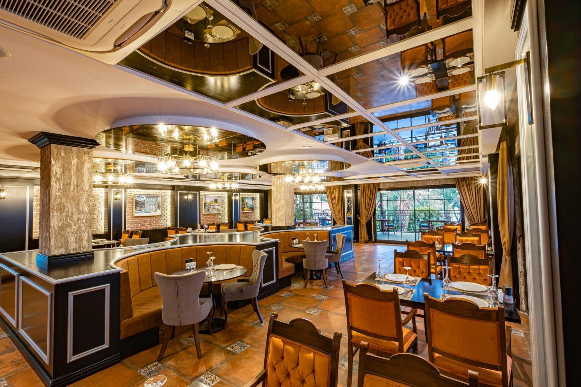 Utopia Resort & Residence 阿萨拉尔 外观 照片